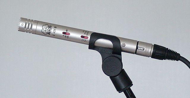 C451B små-membran kondensatormikrofon fra AKG Acoustics