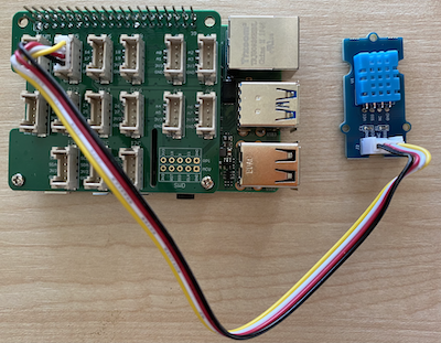 The grove temperature sensor connected to socket A0