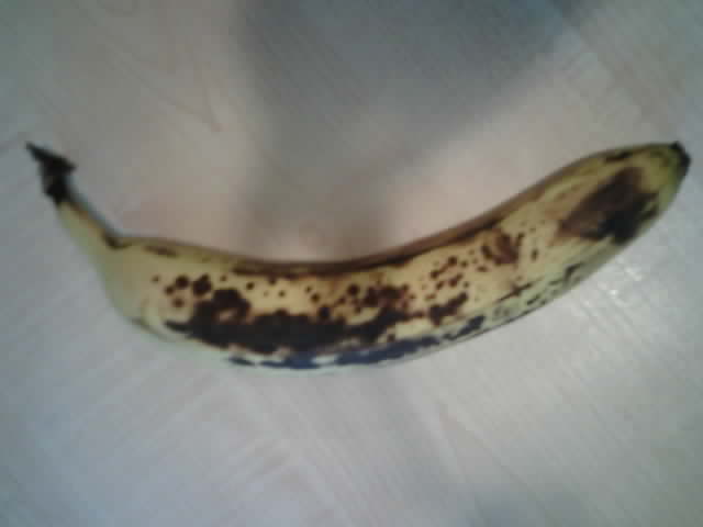 A picture of a banana captured using the ArduCam