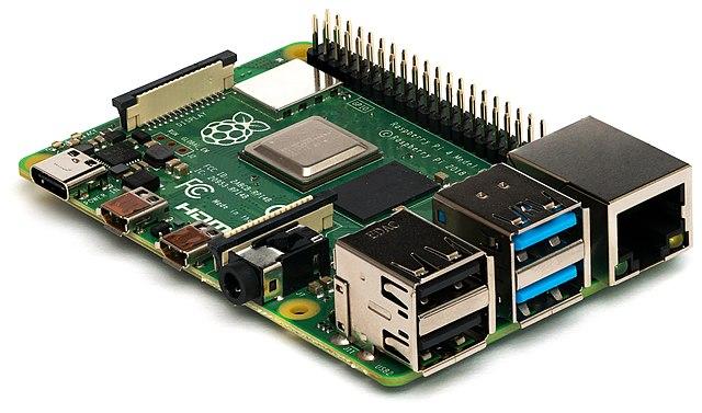 רספברי פאי 4